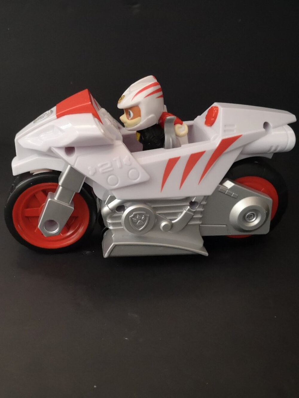 Paw Patrol Moto Pup Wildcat Deluxe Motorcycle & Wildcat Action Figure Pull Back